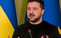 泽连斯基否认近期将公布选举计划 重申“停火即可选举”