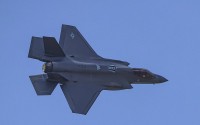 美国空军向中东增派18架F-35战斗机