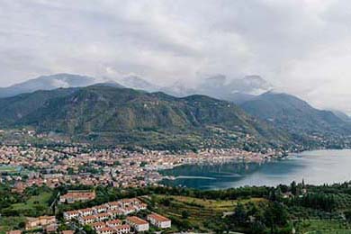 从地方两会看资本市场创新资本加速集聚