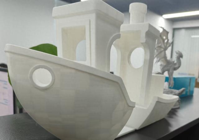 成立5年营收破百亿，3D打印厂商拓竹给员工母校捐1亿元