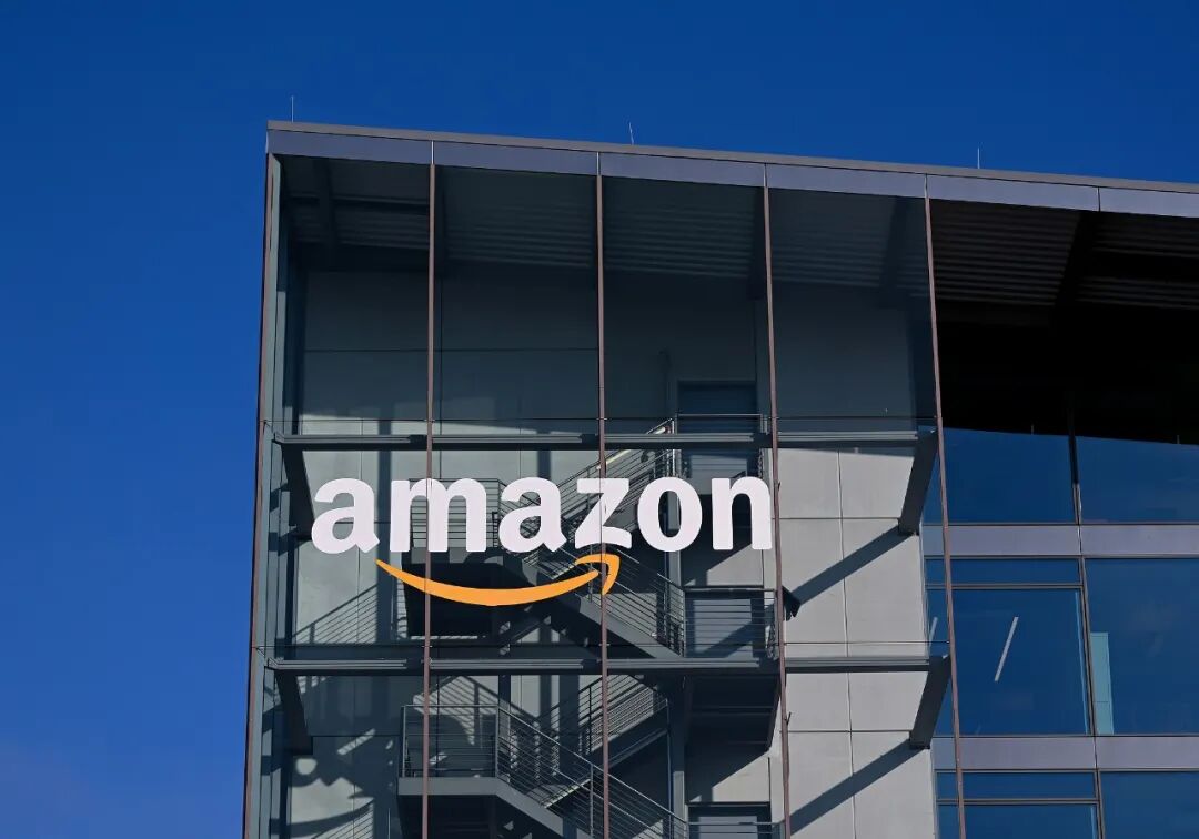 亚马逊股价闪崩，盘后暴跌超11%！CEO宣布今年要“烧钱”超1.3万亿元，华尔街被“吓坏”了……