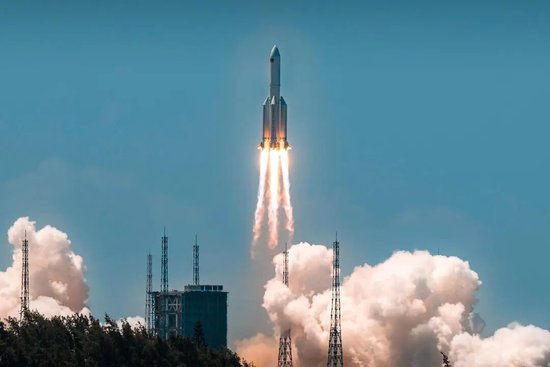 商业航天“资本赛”鸣枪，首个千亿IPO诞生