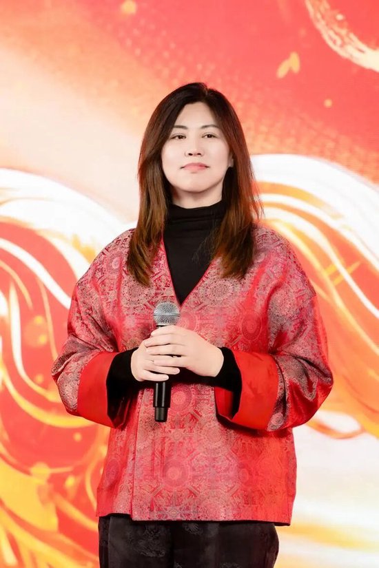 国联基金董事长王瑶2026年新春贺词:潮涌万象新 蹄疾步稳行