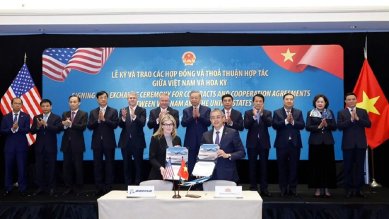 越共中央总书记苏林访美期间,越南航司签署近百架波音飞机采购协议