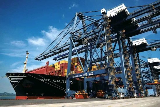 【申万宏源研究春节见闻】辽宁大连:港产联动启万亿新程,科创赋能绘振兴新篇