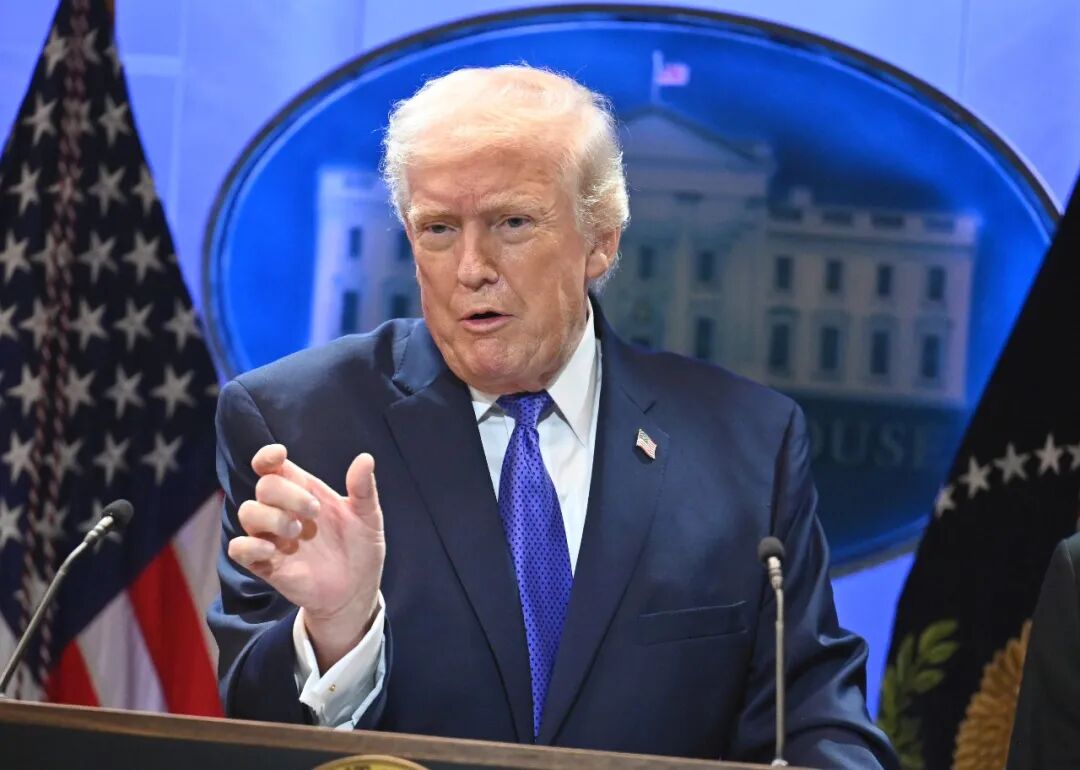 特朗普想不通:双航母压境、最后通牒,伊朗为何就是不低头?