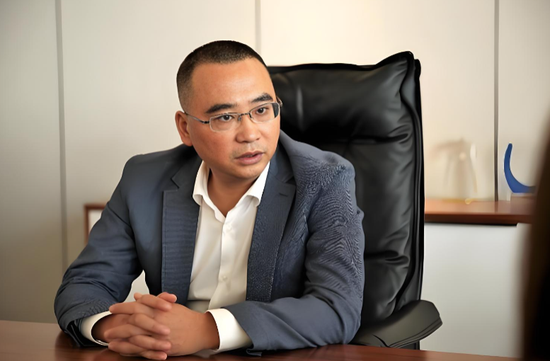 龙大美食换帅：业绩承压、监管发函，85后刘婧临危受命