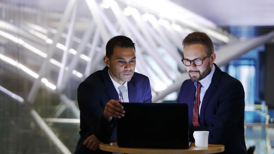 一向稳健的债券投资者迎来新头号担忧:AI泡沫