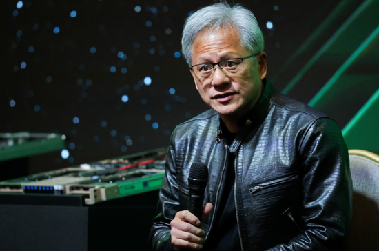 日进22.6亿!英伟达营收暴涨73%再破纪录,盘后股价重返200美元