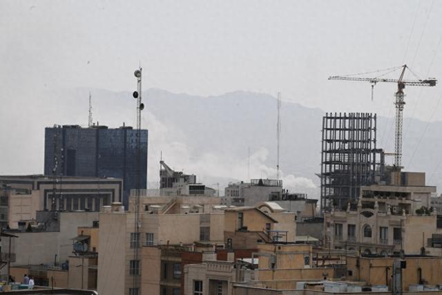 美以企图斩首伊朗领导层,但靠空袭难以颠覆政权