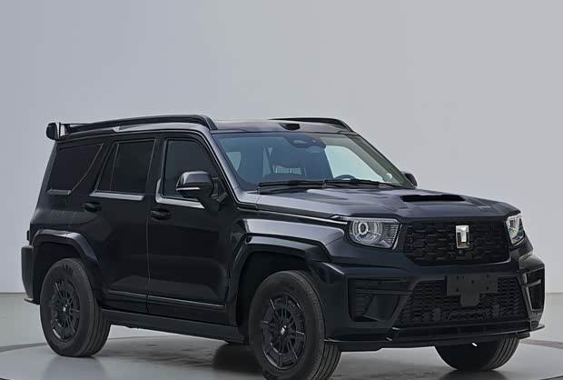 长城汽车魏建军预告全新旗舰车型:神秘车影引猜想