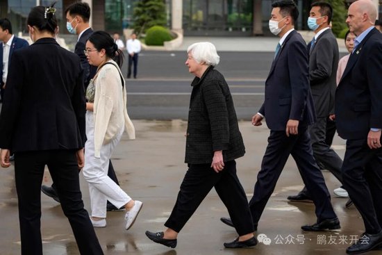 董少鹏：股市维稳，管“抛盘”？还是管“对敲盘”？