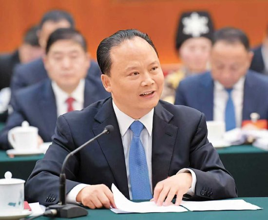 全国人大代表刘汉元：将光伏制造环节纳入能源行业管理