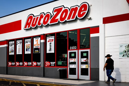 汽车配件零售商AutoZone称冬季风暴拖累销售业绩