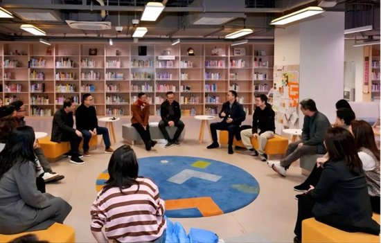 开工日学校论道AI，马云在传达些什么？