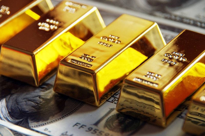 国际金价高位震荡！银行“变招”：积存金开启动态限额