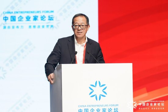 俞敏洪夸东方甄选新领导孙进：短短三个月就把公司做的非常有起色