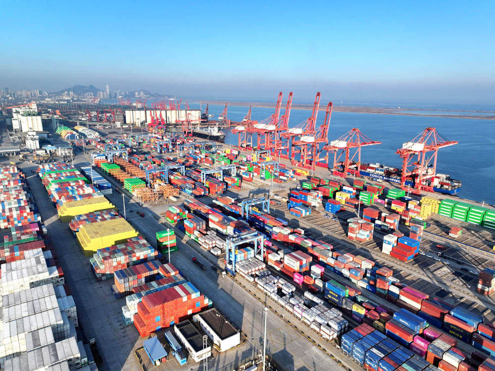 我国前两月港口集装箱外贸吞吐量增长13.7%