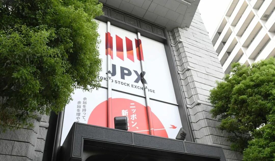 日元大拐点来临：日本服务业通胀全面抬头，日本或被迫加息！美日USDJPY走势