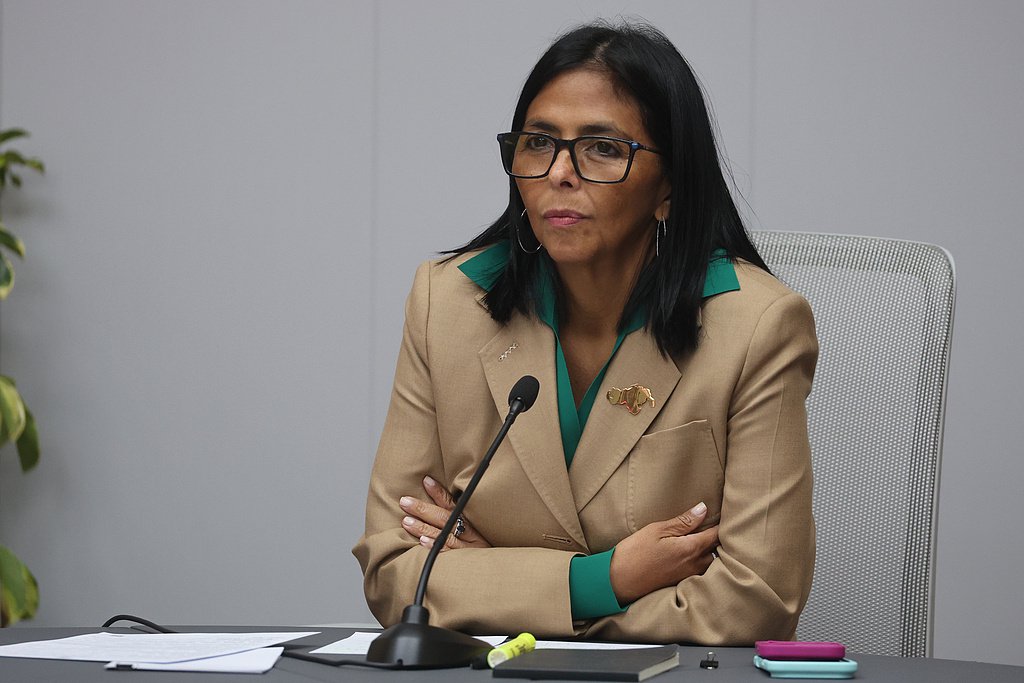 美国将委内瑞拉代总统移出制裁名单