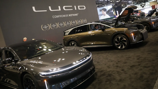 Lucid任命汽车行业外部人士担任CEO,并扩大与优步合作