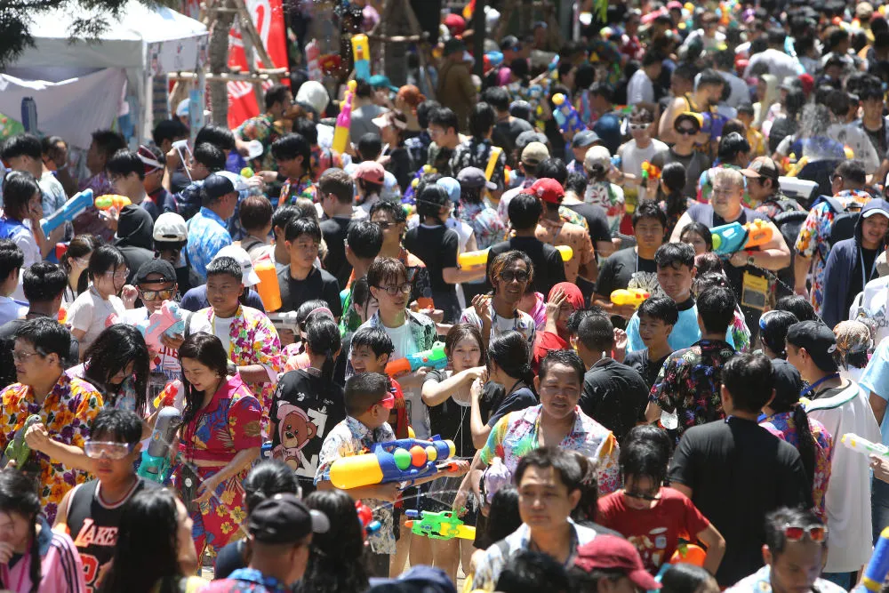 泰国泼水节242人死亡,1200人受伤!我驻泰大使馆提醒