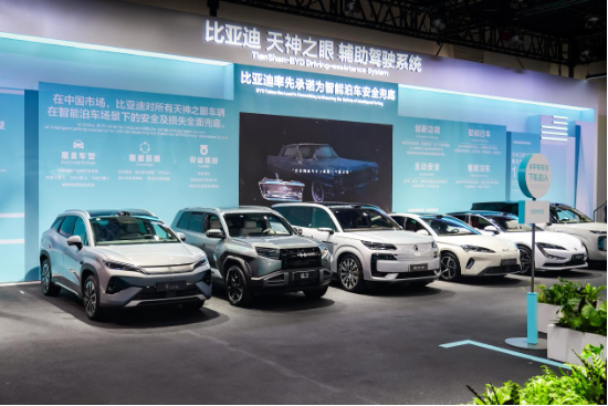比亚迪包馆北京车展:五网四品牌齐聚E3,技术体验专馆成焦点