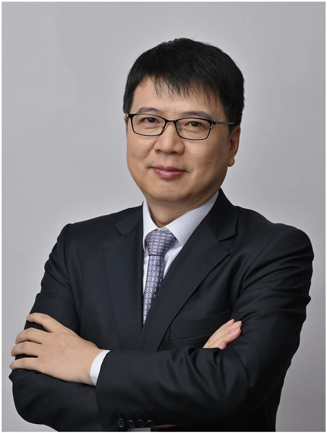 招行“换帅”:王良到龄退休 王小青接棒