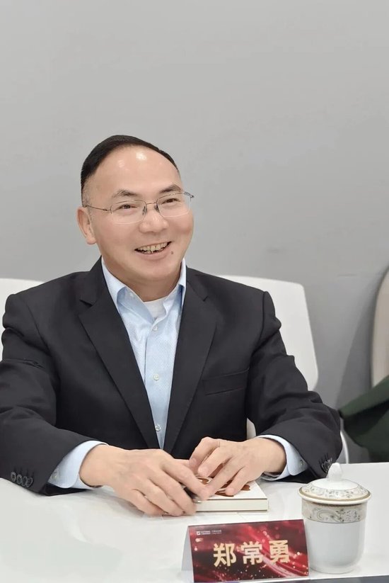 官网高管栏正式更新!61岁太平老将郑常勇已履新大家养老临时负责人一年有余