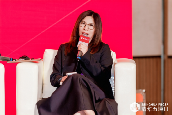 黄霞飞:全球绿色转型的本质是一场由资本驱动跨区域协同的全球产业重构