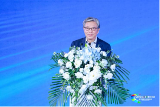 “在场即美好”：伊利联合多方共议企业社会价值与长期主义