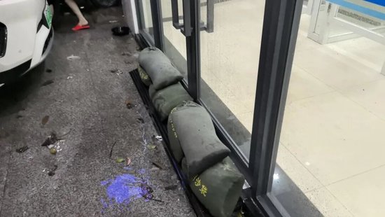 风雨同心！建设银行全力支持防汛救灾工作